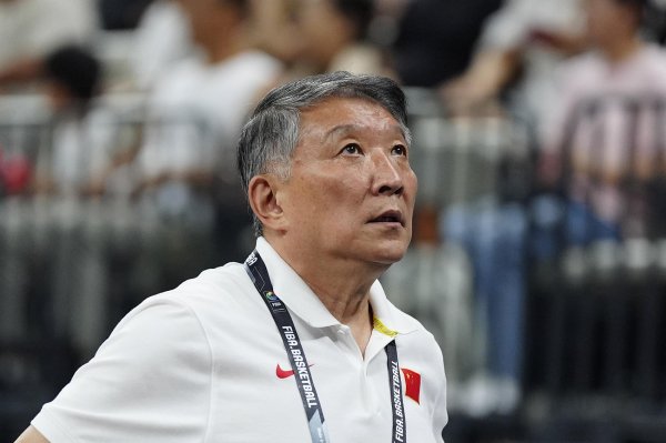 汇银配资 宫鲁鸣：我们希望在2026年完成新老交替 本次集训重点考察年轻人